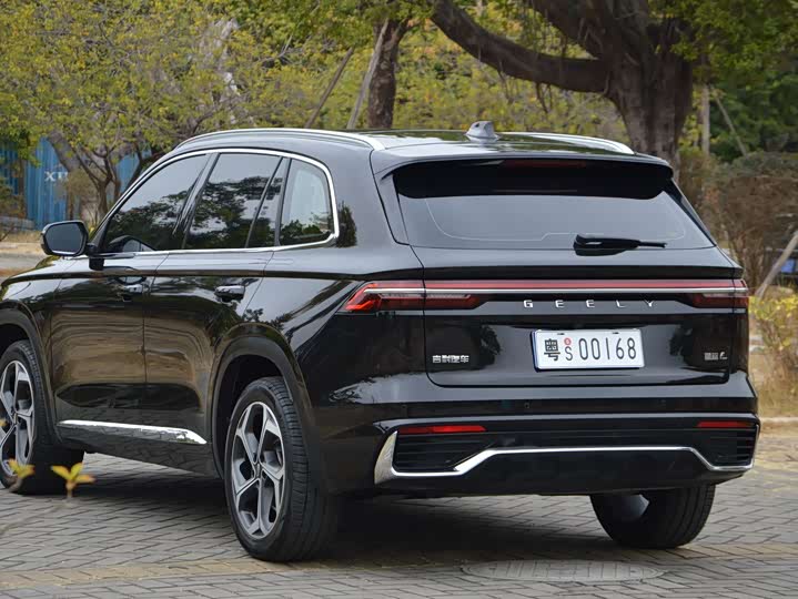 Фото 4 - Geely Monjaro