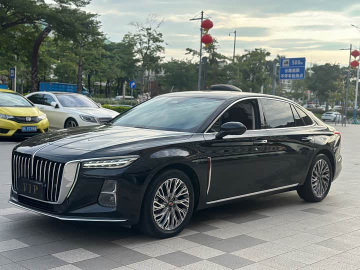 Фото 1 - Hongqi H5