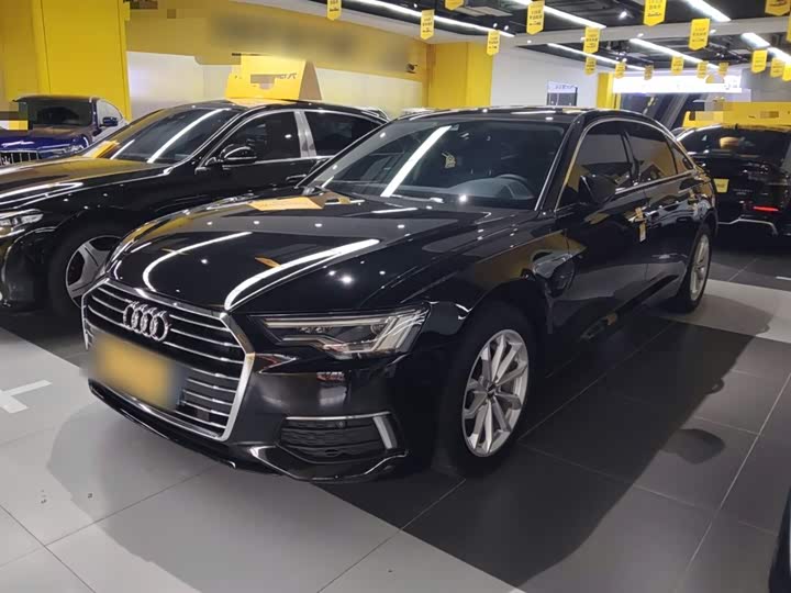 Фото 1 - Audi A6L