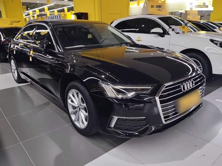 Фото 4 - Audi A6L