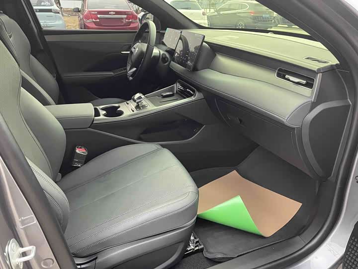 Фото 4 - BYD Qin Plus