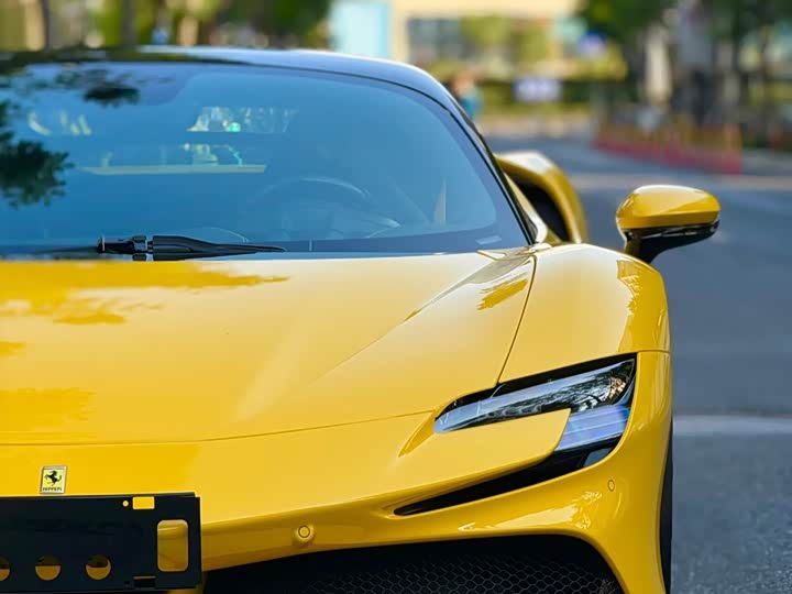 Фото 6 - Ferrari SF90