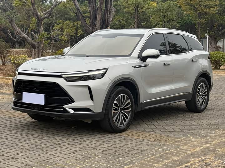 Фото 1 - Beijing X7