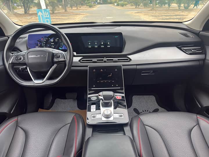 Фото 6 - Beijing X7