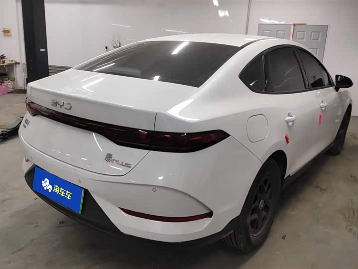 Фото 3 - BYD Qin Plus