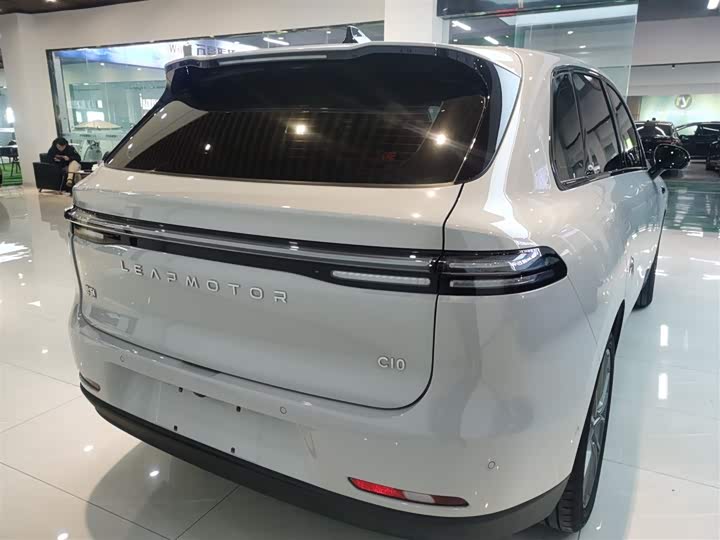 Фото 6 - Leapmotor C10