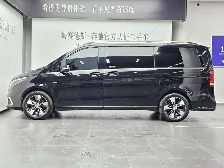Фото 4 - Mercedes-Benz V-Class