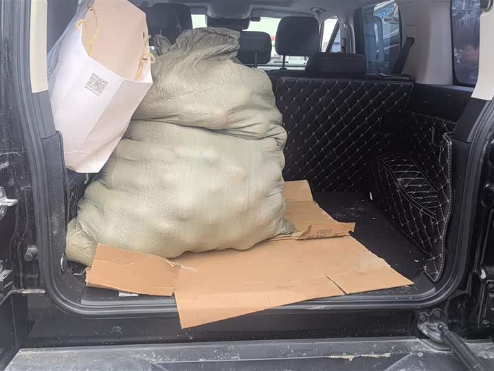 Фото 4 - Tank 300