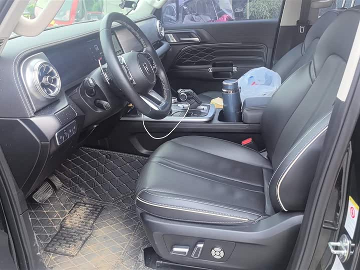 Фото 9 - Tank 300