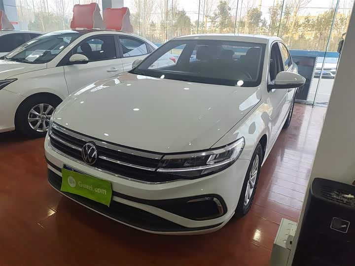 Фото 2 - Volkswagen Bora