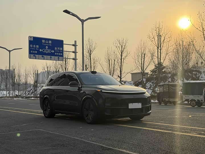 Фото 3 - LiXiang L8