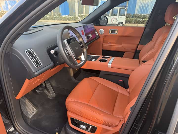 Фото 8 - LiXiang L8