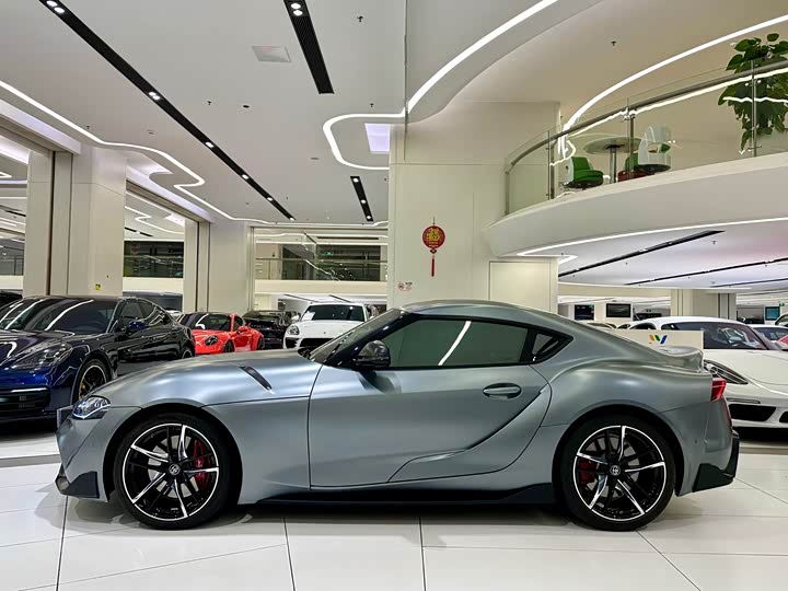 Фото 5 - Toyota Supra