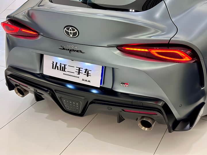 Фото 9 - Toyota Supra