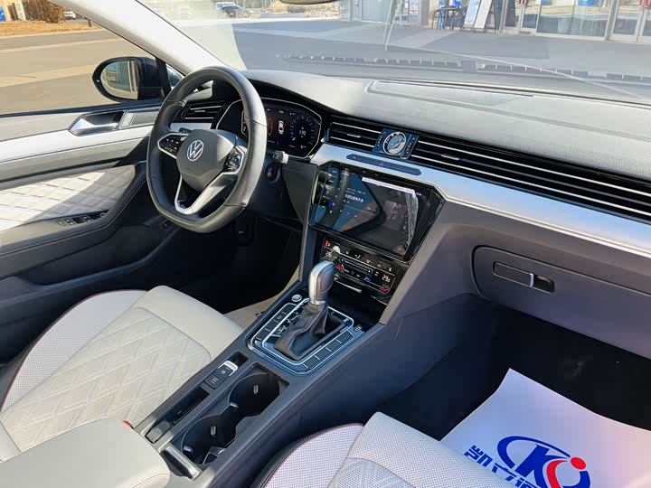 Фото 8 - Volkswagen Magotan