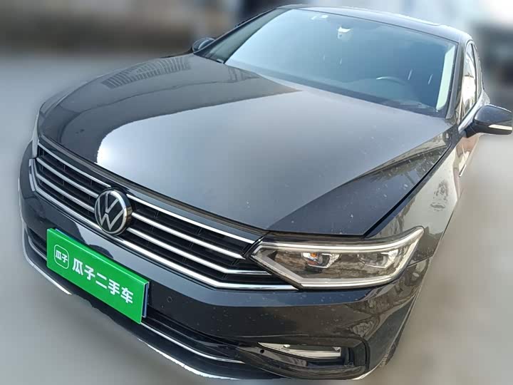 Фото 2 - Volkswagen Magotan