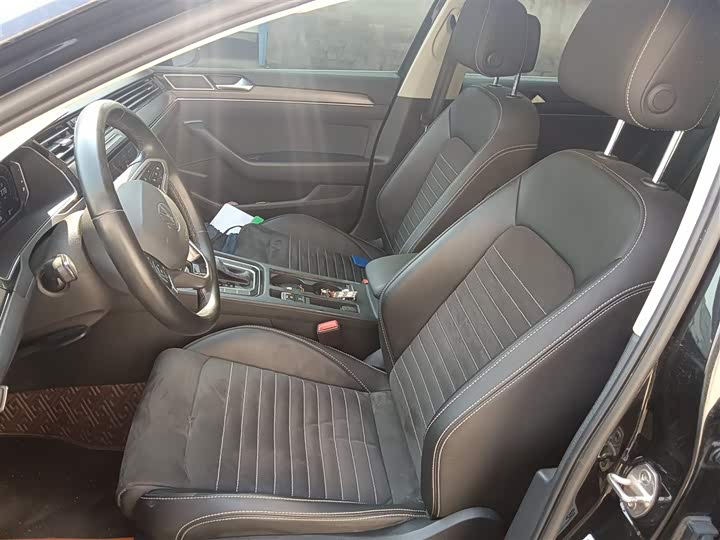 Фото 8 - Volkswagen Magotan