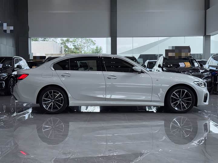 Фото 3 - BMW 3 Series