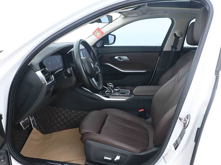 Фото 6 - BMW 3 Series