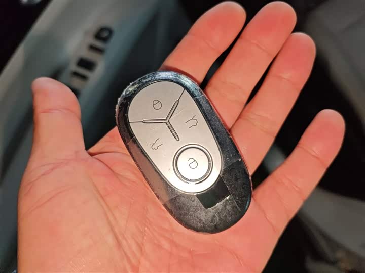 Фото 9 - Geely Galaxy Geome