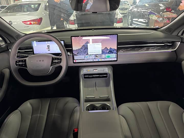 Фото 7 - Roewe M7 DMH