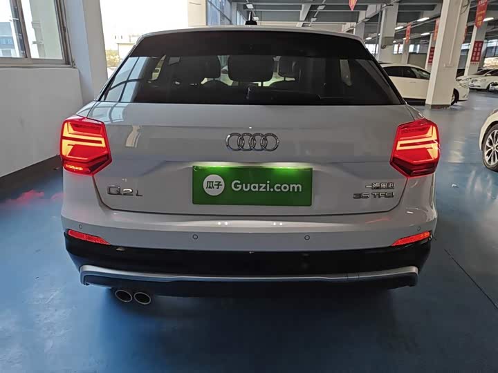 Фото 6 - Audi Q2L