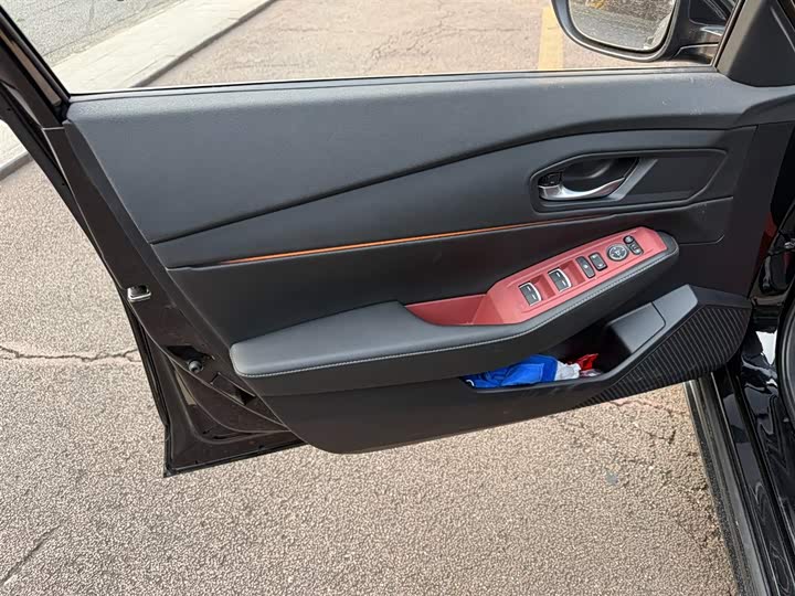 Фото 6 - Honda Accord