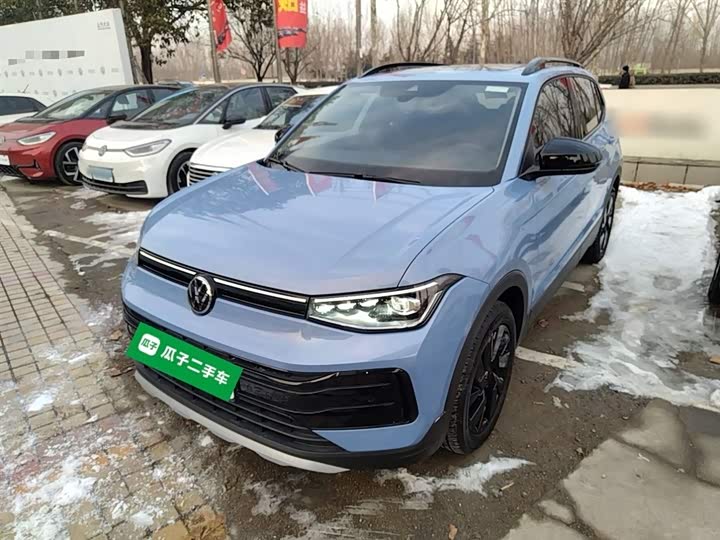 Фото 1 - Volkswagen Tharu