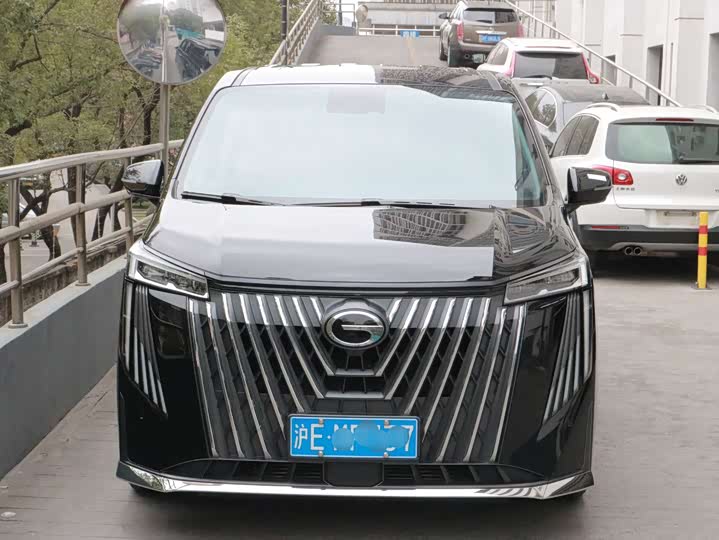 Фото 4 - GAC Trumpchi M8