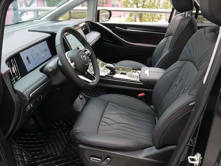 Фото 6 - GAC Trumpchi M8