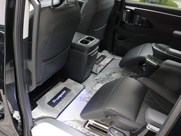 Фото 9 - GAC Trumpchi M8