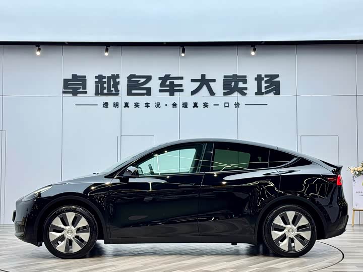 Фото 4 - Tesla Model Y