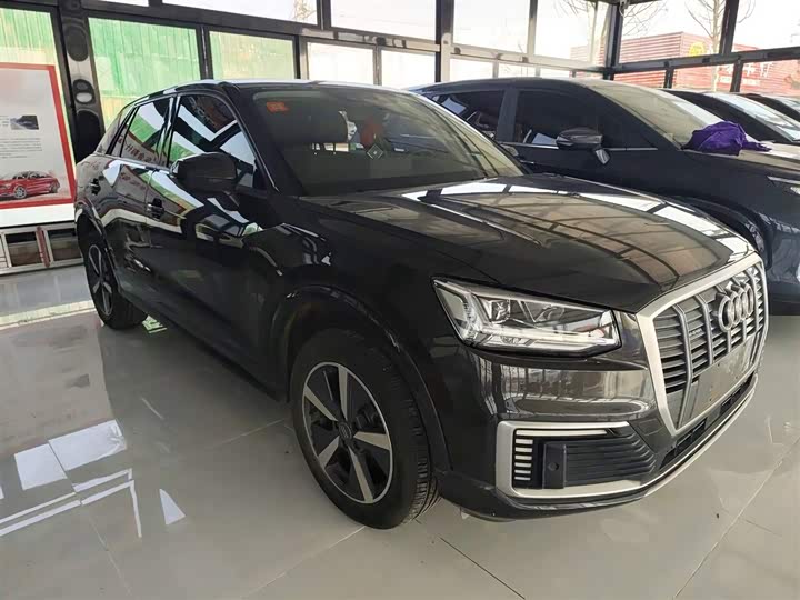 Фото 4 - Audi Q2L e-tron