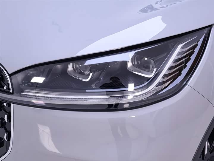 Фото 4 - Lincoln Aviator