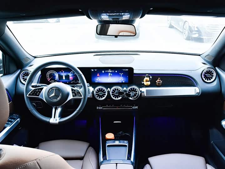 Фото 5 - Mercedes-Benz GLB-Class