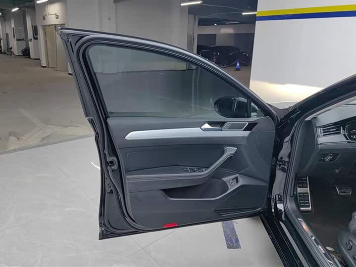 Фото 7 - Volkswagen Magotan GTE Hybrid