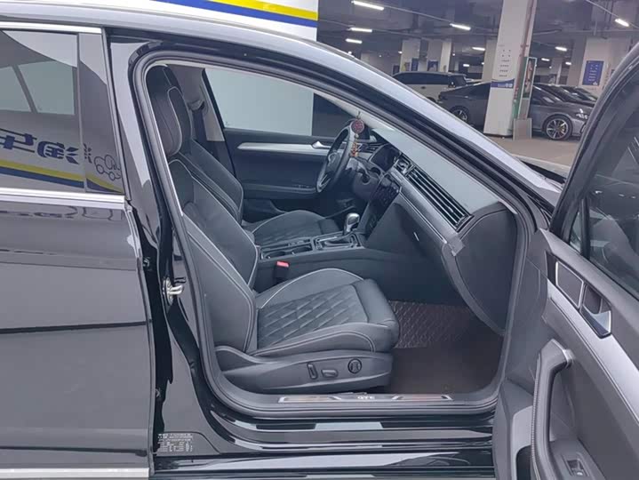 Фото 8 - Volkswagen Magotan GTE Hybrid