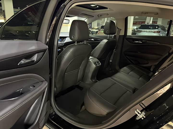 Фото 6 - Buick Regal