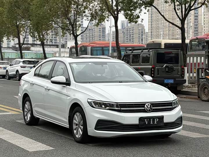 Фото 2 - Volkswagen Bora