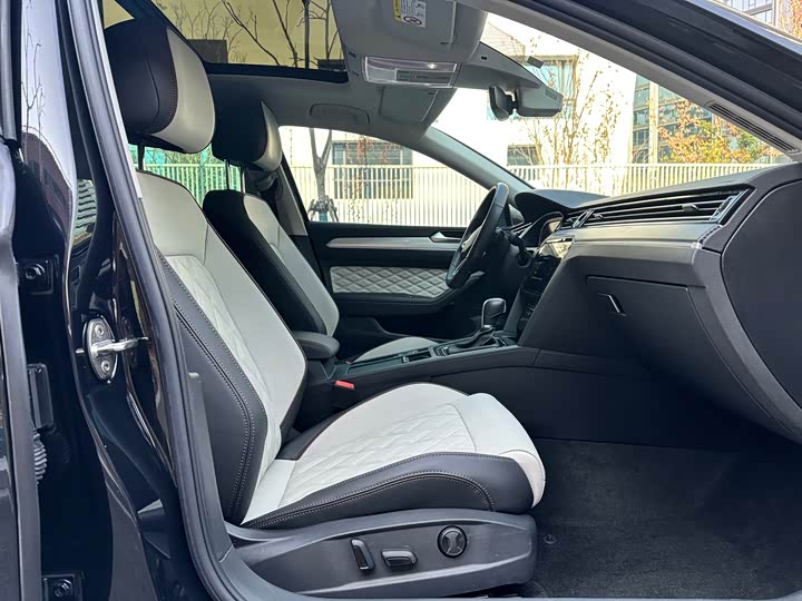 Фото 6 - Volkswagen Magotan