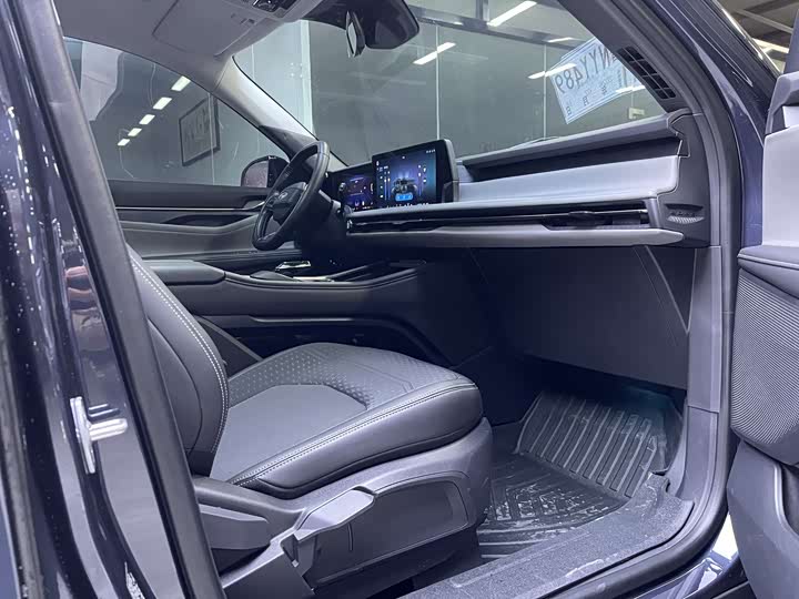 Фото 9 - Ford Edge