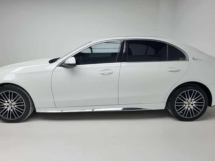 Фото 7 - Mercedes-Benz C-Class