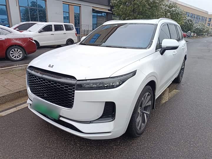 Фото 1 - LiXiang One