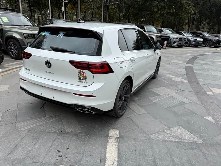 Фото 7 - Volkswagen Golf