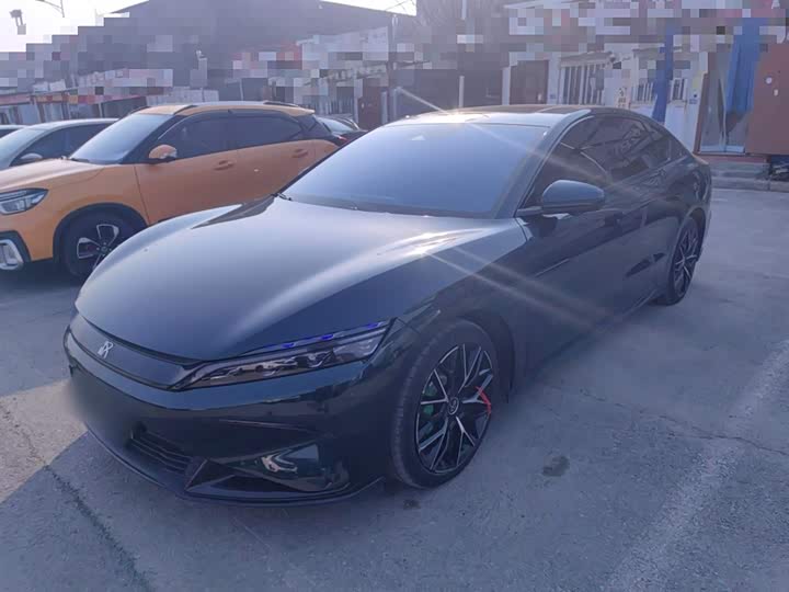 Фото 1 - BYD Han