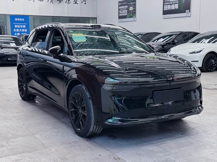 Фото 3 - Zeekr 7X