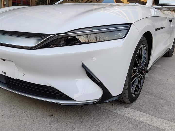 Фото 4 - BYD Han