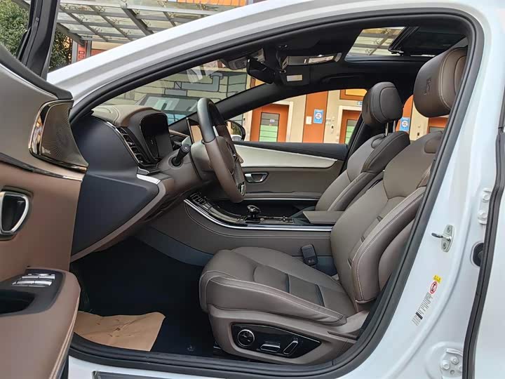 Фото 5 - BYD Han