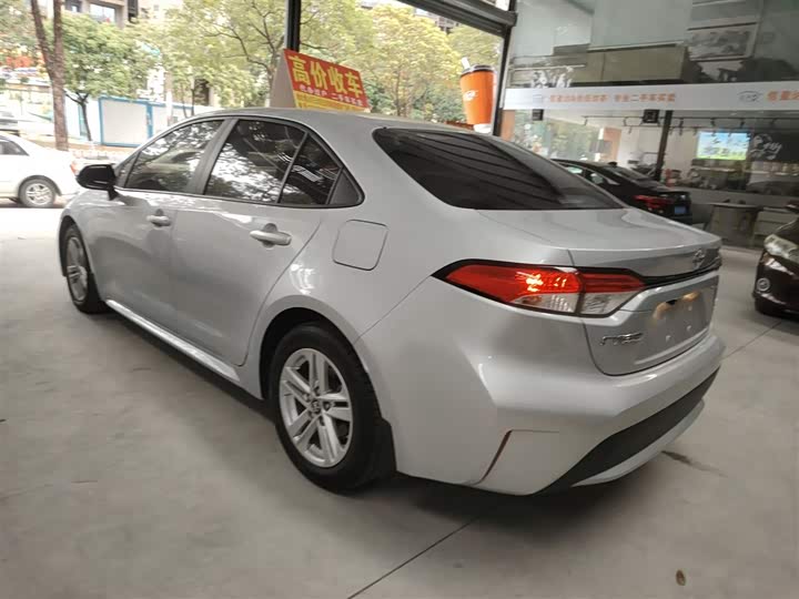 Фото 5 - Toyota Levin