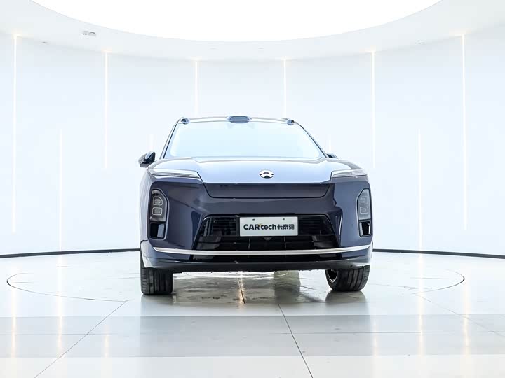Фото 2 - Nio ES8